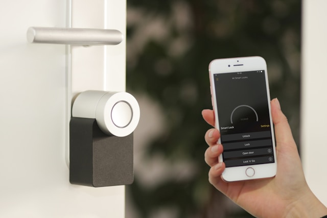 Smart keyless entry system with fingerprint scanner